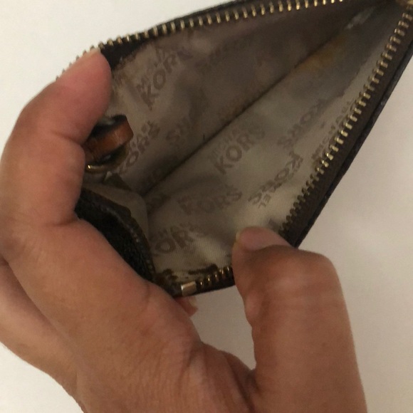 Michael Kors Coinpounch - Picture 6 of 7